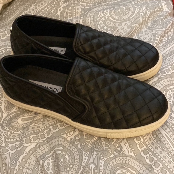 Ladies Steve Madden slip on shoes size 8 - Picture 4 of 7